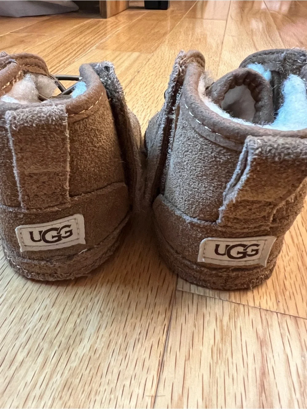 UGG Baby Infant Toddler Neumel Boots Chestnut Suede Infant Size 4/5